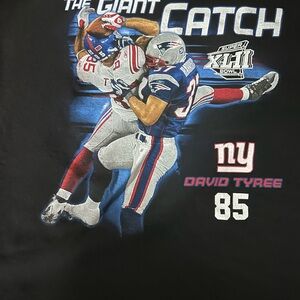 Reebok Black Graphic Tee - The Giant Catch
